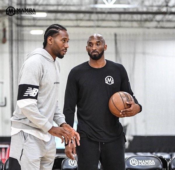 国米赛中年轻球员崛起，老将挣扎，球队面临转型与平衡挑战。（国米新人崛起、老将乏力，球队步入转型与平衡大考）