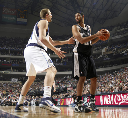 封神！62岁穆帅2射正绞杀64%控球，皇马决定欧冠生死？（62岁穆帅神级逆袭：2次射正克制64%控球，皇马将左右欧冠生死？）