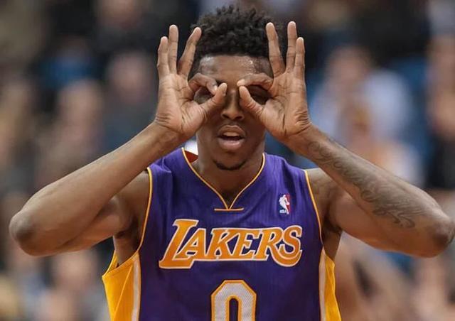 Shams：梅尔顿将在明天勇士与76人比赛中复出（Shams：梅尔顿将于明日勇士对76人一战复出）