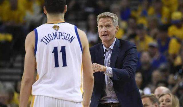 半场战报：门兴0-0莱比锡，比赛沉闷，两支球队总计0射正（半场简报：门兴0-0莱比锡，攻势乏力，双方0次射正）