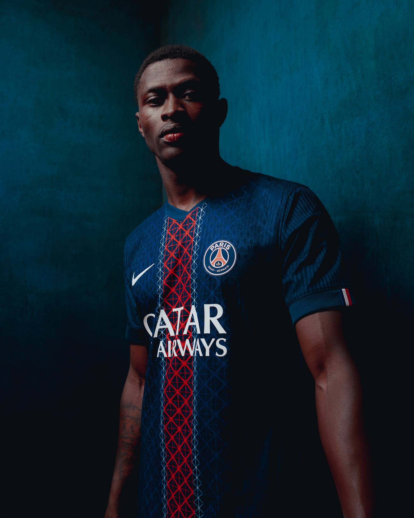 篮球湖人官方公布球员赛季数据统计（湖人官方发布本赛季球员数据统计）