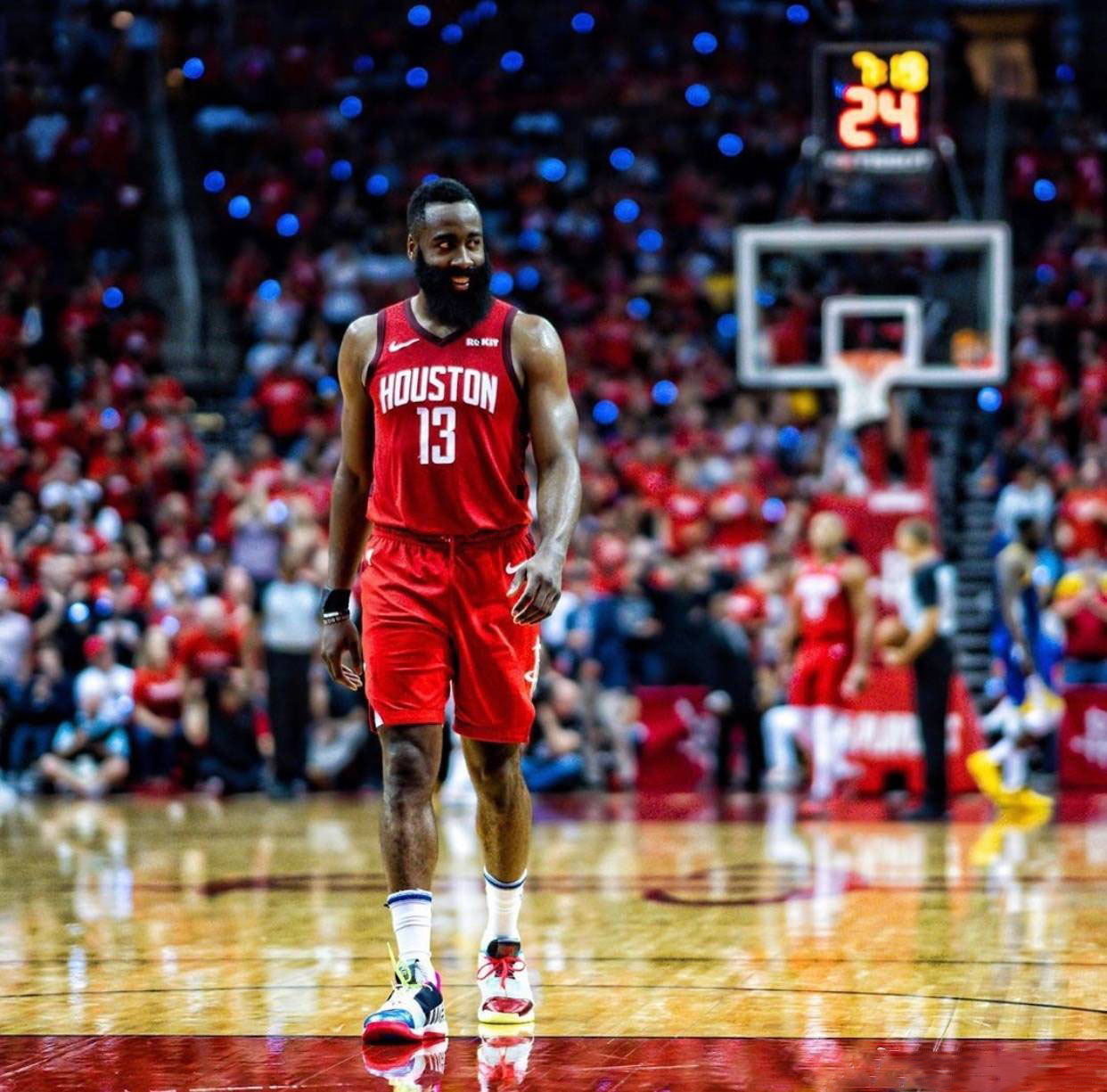 很久没有这么长时间静下心来做一件事儿了，终于是赶...（久违地静下心，终于把一件事做到底）