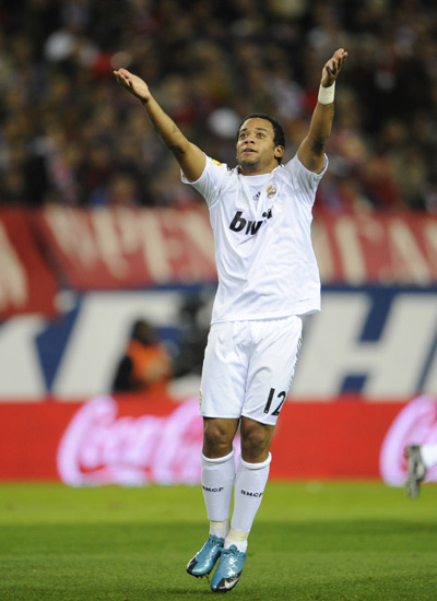 武切维奇28分平赛季最高，本赛季得分20+时公牛4胜1负